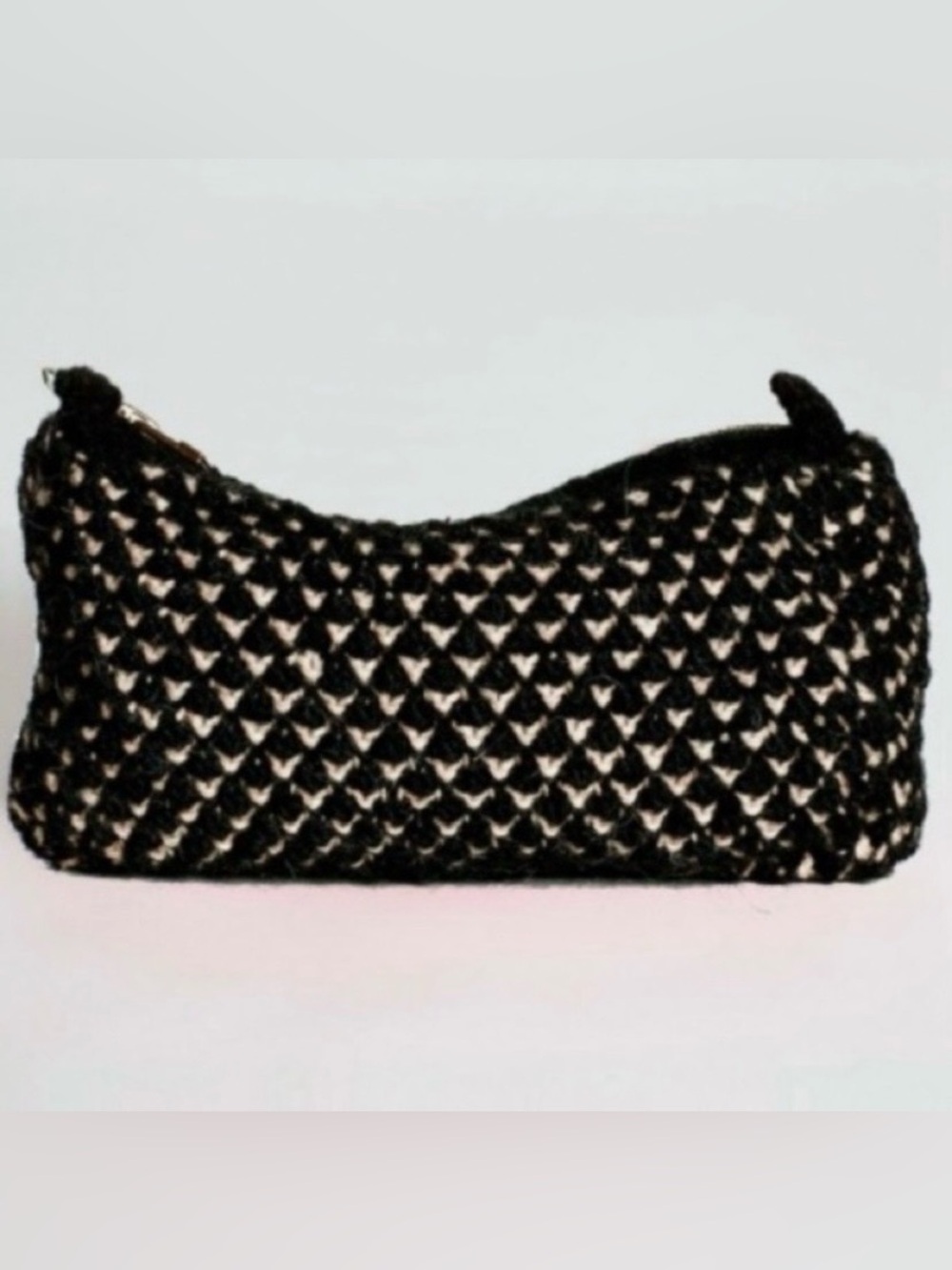 🍁Aiayu Wool Pouch “Helen” Clutch 6x10" - Black/Tan - Like New